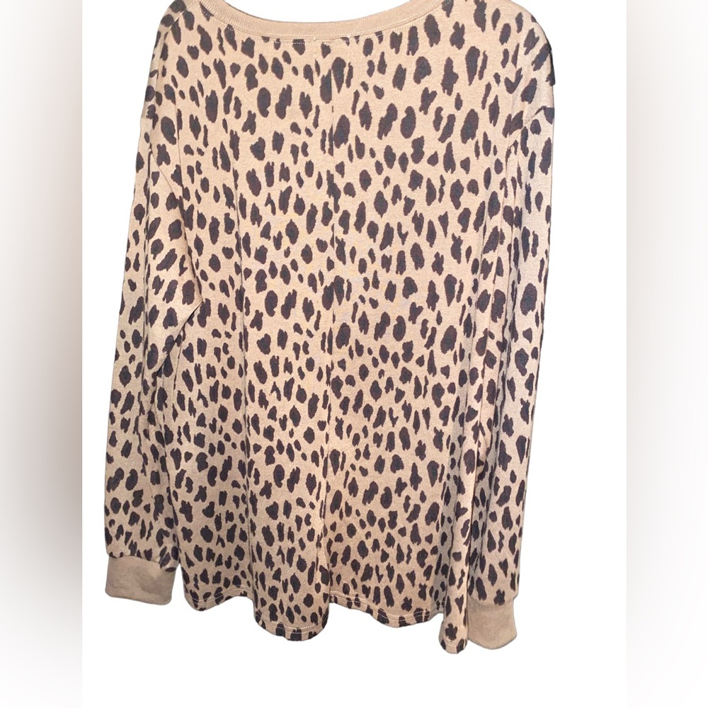 Leopard pullover sweatshirt - Picture 2 of 2